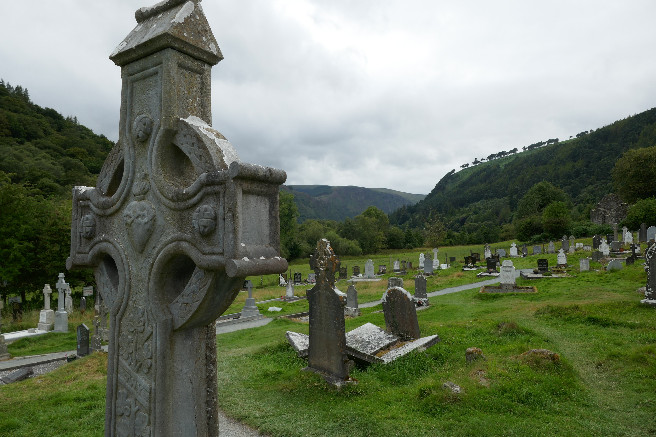 Glendalough_kříž